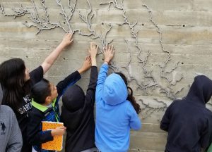 Confluence Park River Sculpture with School Children