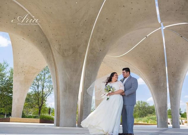 Wedding Couple at Confluence Park