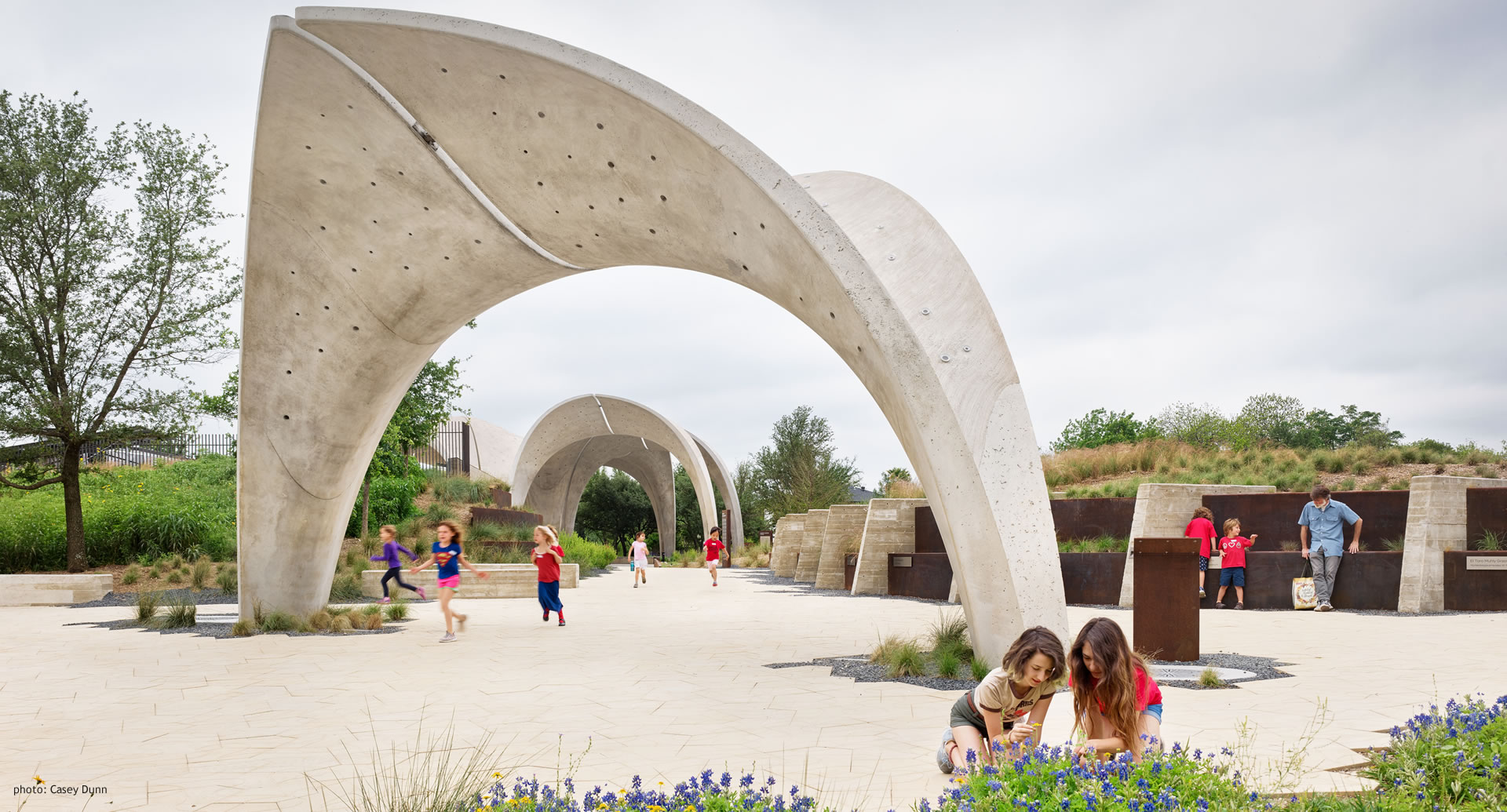 Confluence Park with Children during daylight